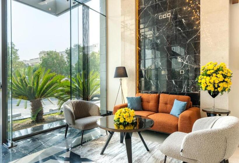 Charli Hotel Jeddah