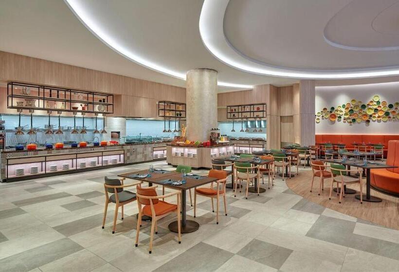 هتل Courtyard By Marriott Setia Alam
