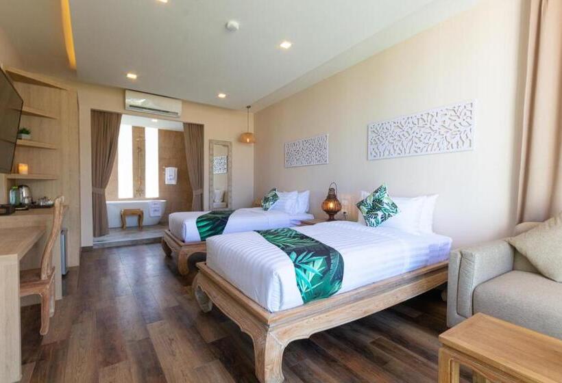 هتل Vannee Golden Sands Beachfront Resort