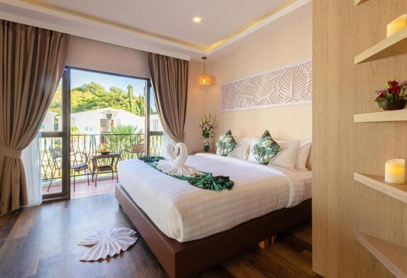 هتل Vannee Golden Sands Beachfront Resort