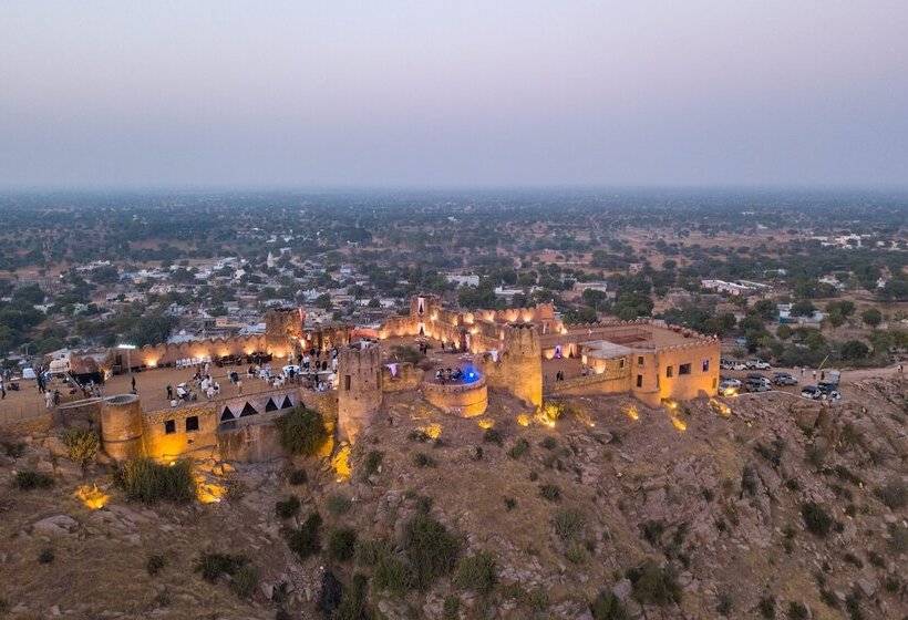 منتجع Mundota Fort And Palace