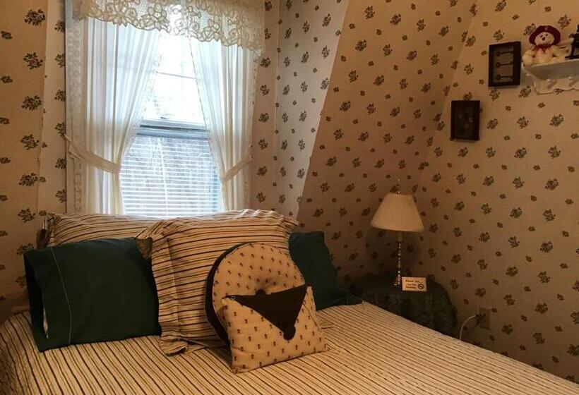 ベッドアンドブレックファースト Brookview Manor Inn