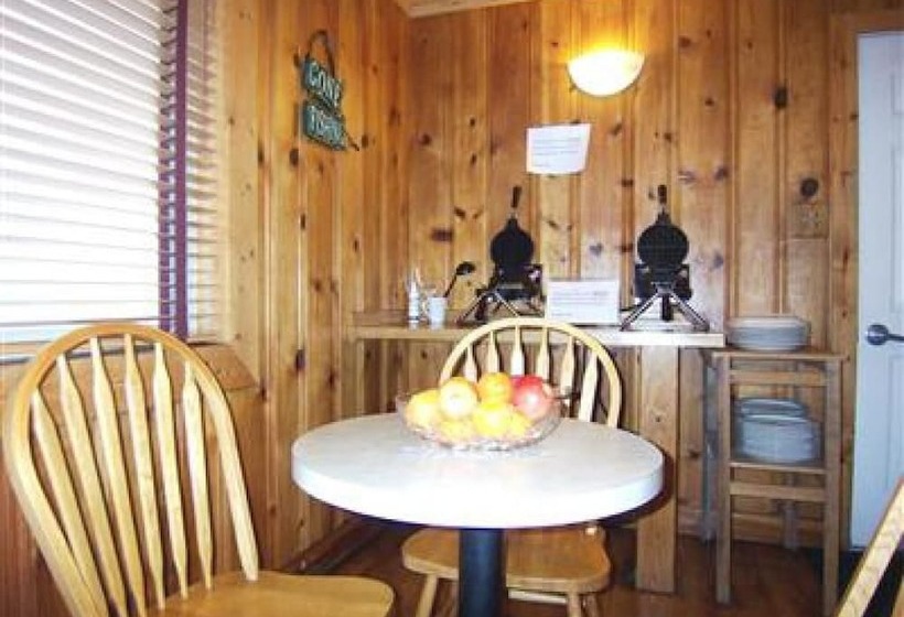 Bed and Breakfast Eagle Fire Lodge & Cabins