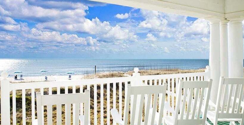 مبيت وإفطار Elizabeth Pointe Lodge