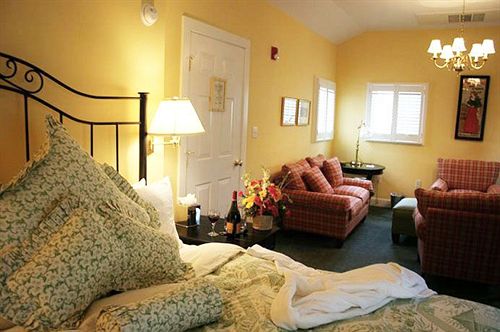 مبيت وإفطار Five Gables Inn And Spa