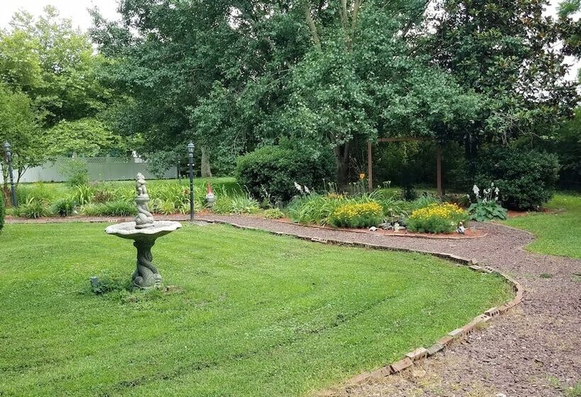 住宿加早餐  Garden And Sea Inn