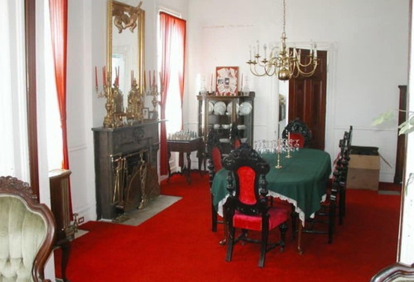צימר Herzog Mansion