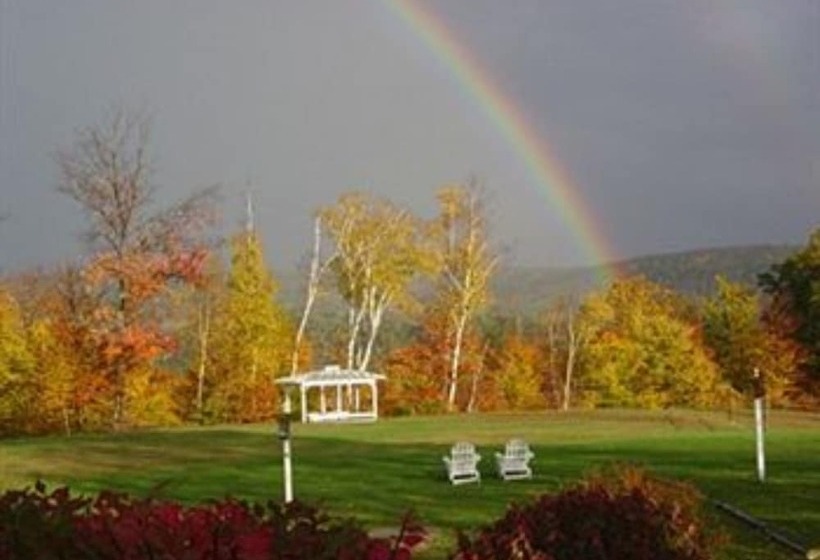 مبيت وإفطار Inn At Clearwater Pond