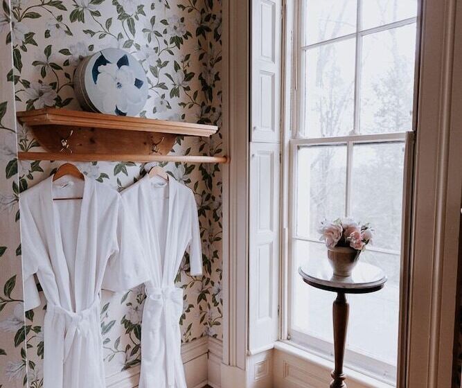 Bed and Breakfast Mayhurst Estate