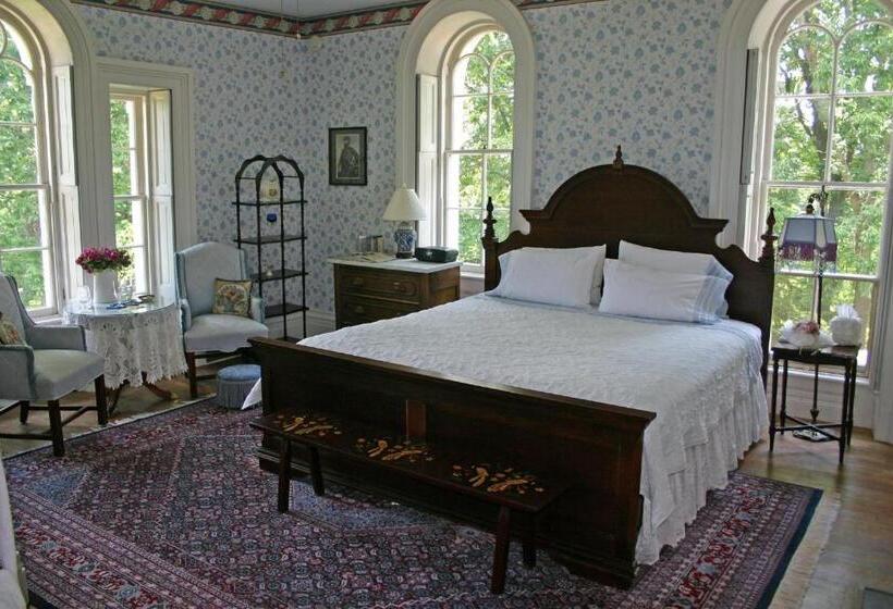 Bed and Breakfast Mayhurst Estate