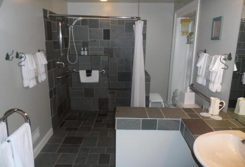 Bed and Breakfast Mayhurst Estate