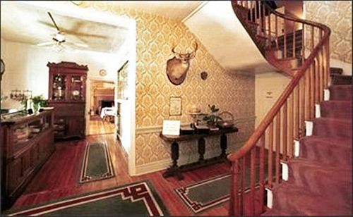 住宿加早餐  The Buckhorn Inn