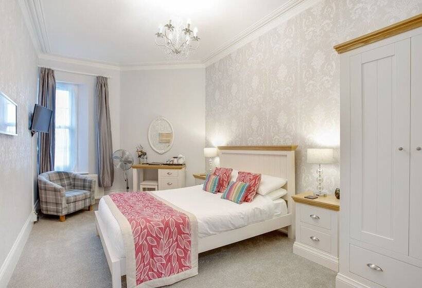 مبيت وإفطار Trelawney Hotel   Guest House