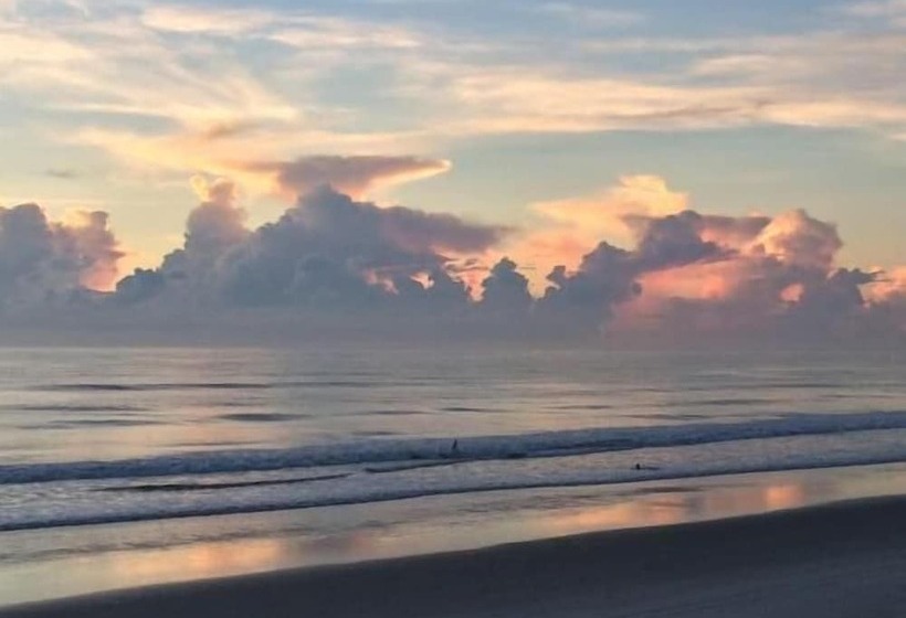 مبيت وإفطار White Orchid Inn & Spa