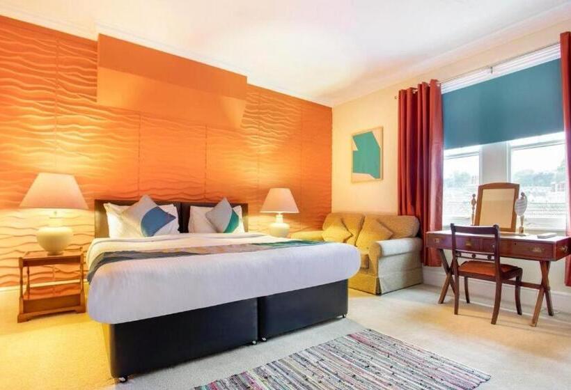 مبيت وإفطار Yardley Manor