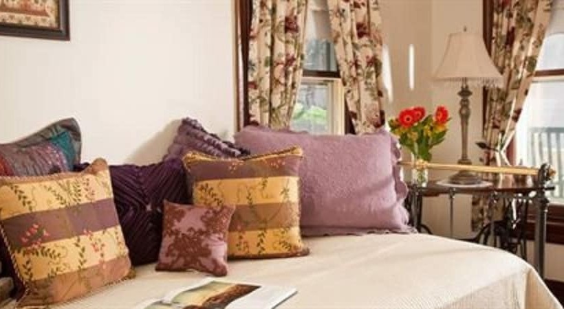 Brickhouse Inn B&b