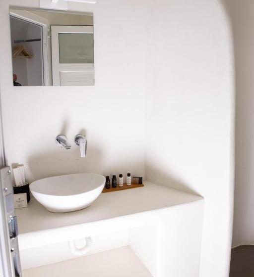 White Cave Villas