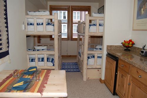 בית מלון כפרי Lift Lodge Condo