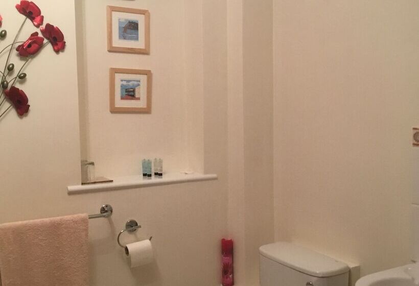 فندق Lower Thornton Farm