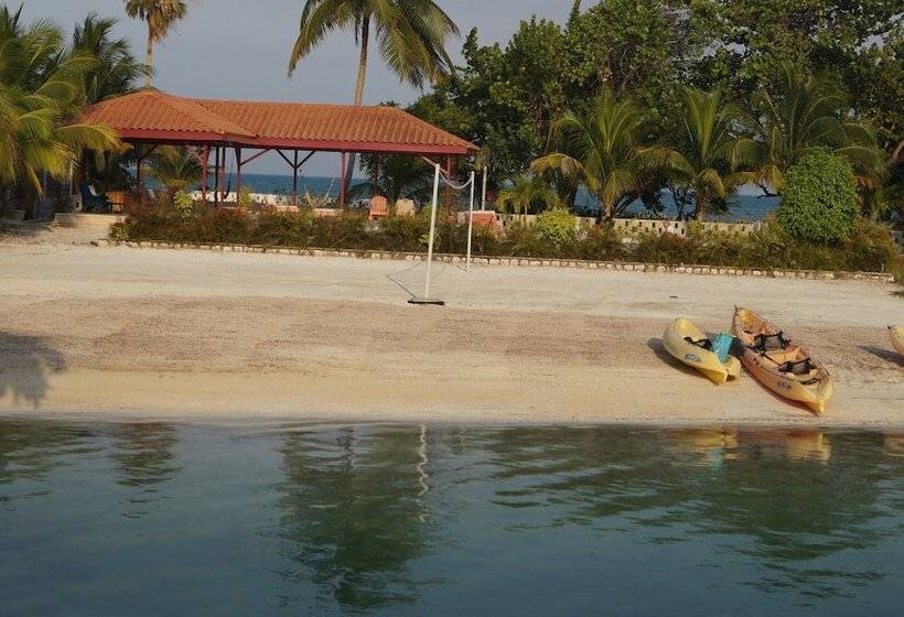 فندق St. George's Caye Resort
