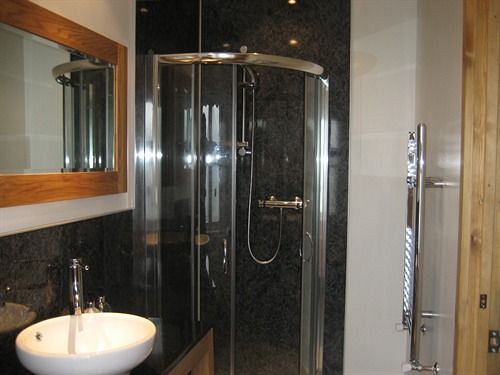 بنسيون Brookhouse Guest House