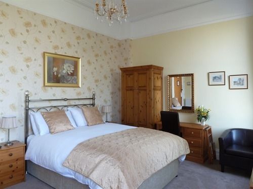 פנסיון Cloudlands - Guest House