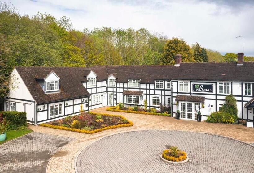 پانسیون The Limes Country Lodge Hotel & Admiral Restaurant