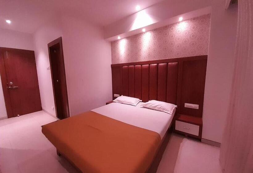 酒店 Atithi Lodging & Boarding By Wb Inn
