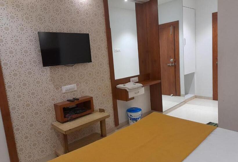 酒店 Atithi Lodging & Boarding By Wb Inn