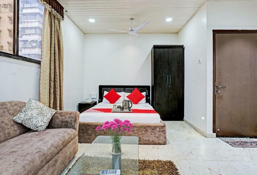 호텔 Nirvana Lodging & Boarding By Wb Inn