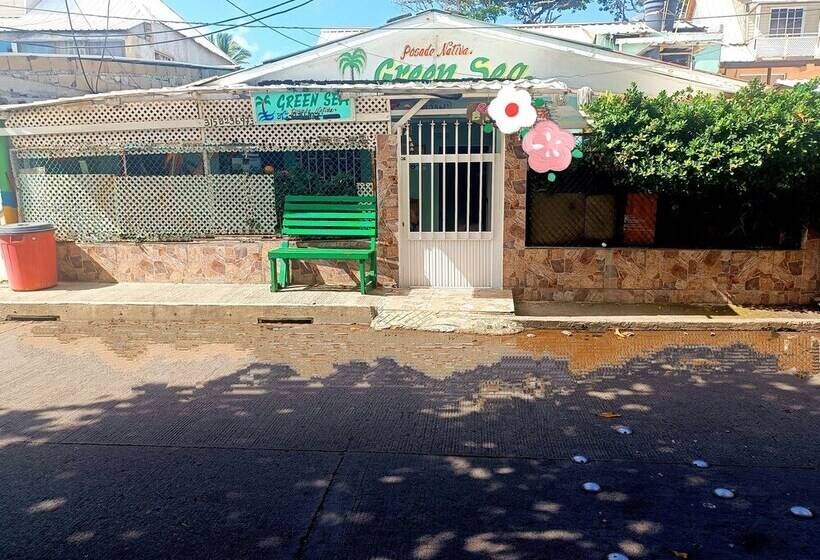 پانسیون Room In House   Posada Nativa Green Sea San Luis