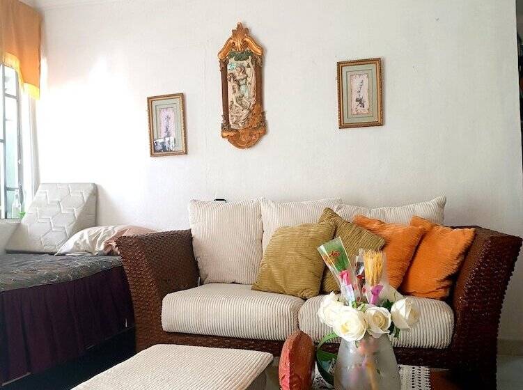 پانسیون Room In House   Posada Nativa Green Sea San Luis