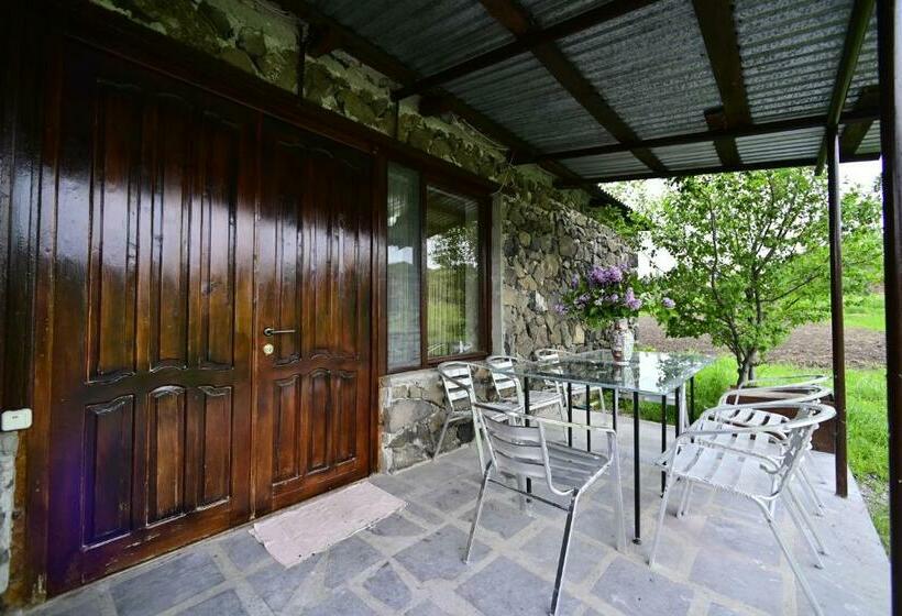 پانسیون Sevan Tarsus Guesthouse