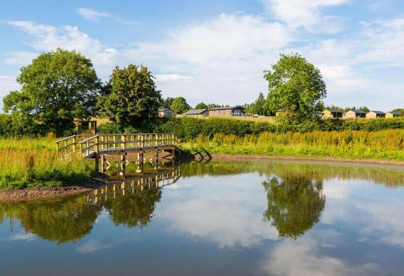 리조트 Bowbrook Lodges