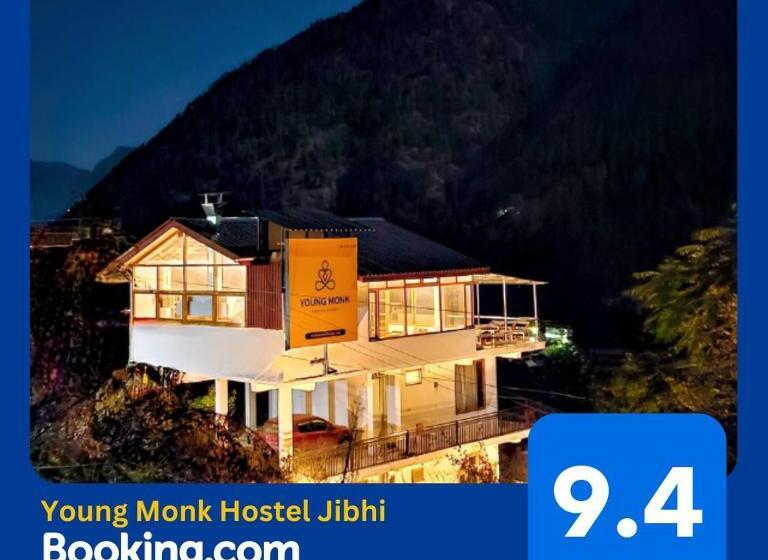 Young Monk Hostel & Cafe Jibhi