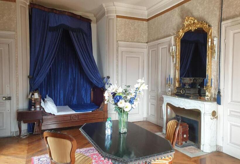 住宿加早餐  Château De Saint Bonnet Les Oules