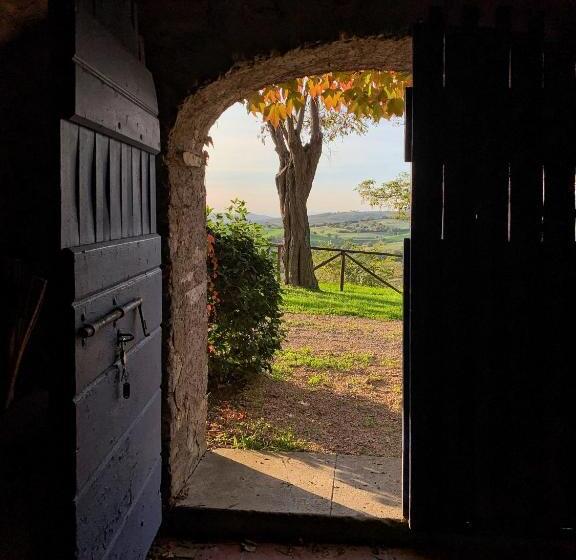 فندق Fattoria La Capitana