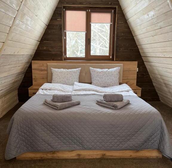 فندق Lastivka Guest House