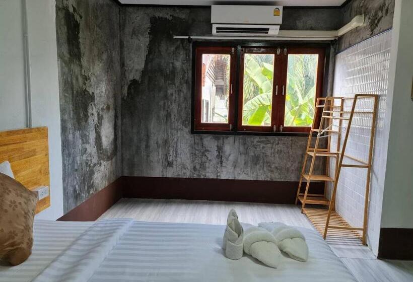 בית מלון כפרי Mookboonchu Guesthouse ,kohmook Trang