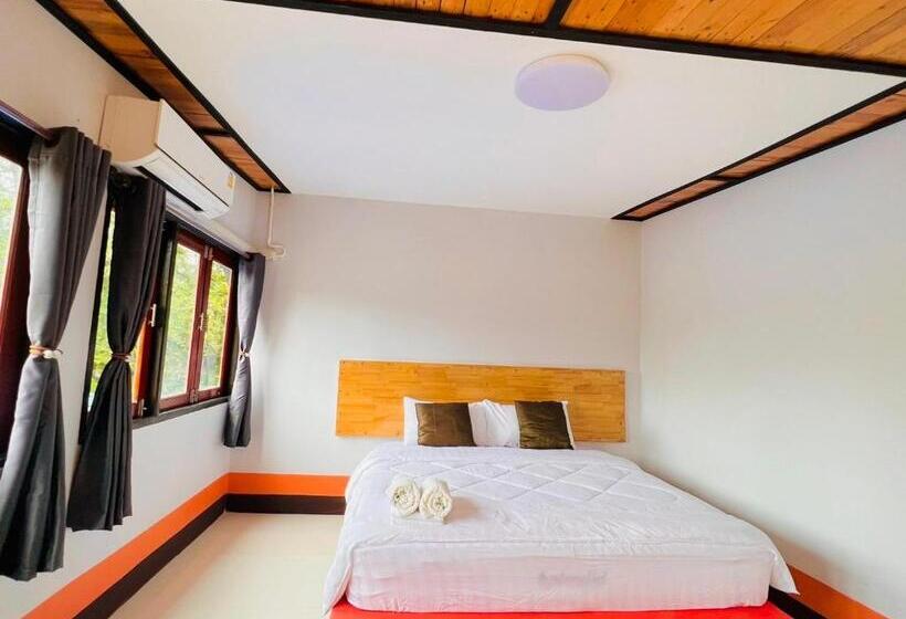 בית מלון כפרי Mookboonchu Guesthouse ,kohmook Trang