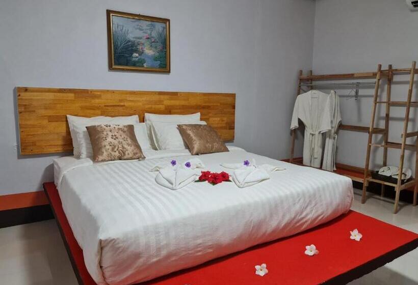 בית מלון כפרי Mookboonchu Guesthouse ,kohmook Trang