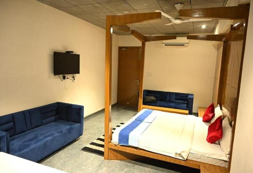 ホテル Nakshatra Resort