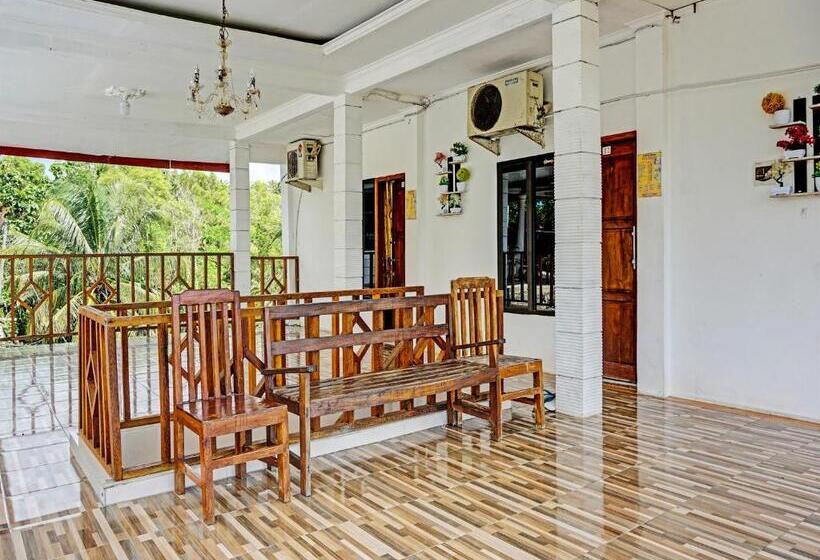 ホテル Oyo 92021 Dua Putra Homestay Klayar