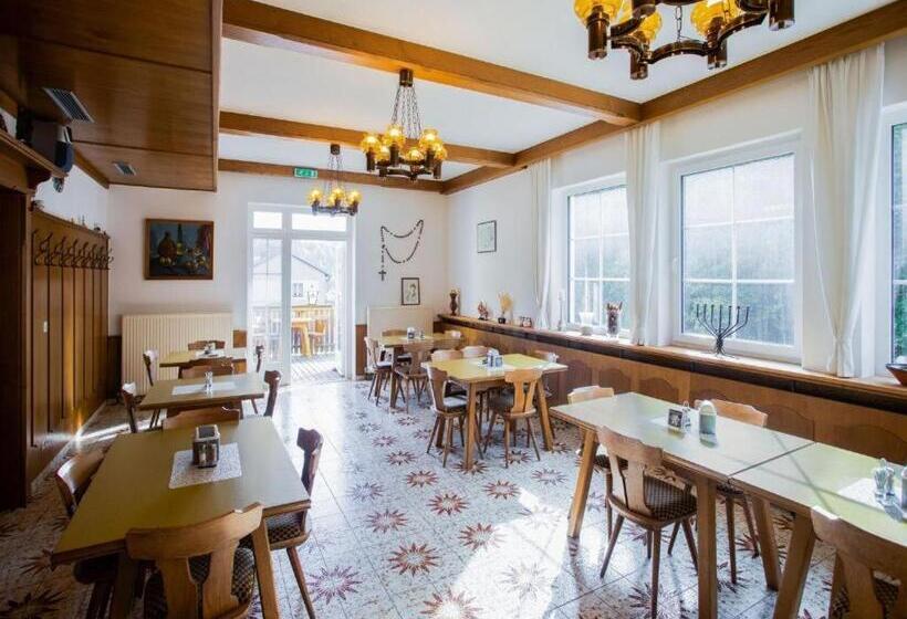 بنسيون Gasthof Wabitsch