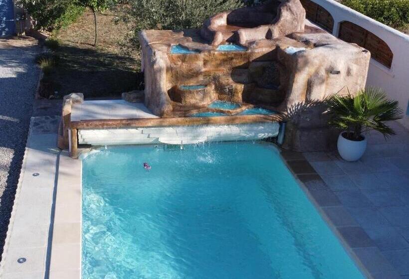 مبيت وإفطار Chambre D Hôtes à Usclas D Hérault
