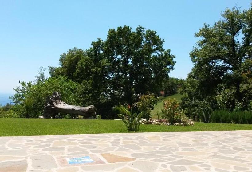 مبيت وإفطار Incanto Di Luna