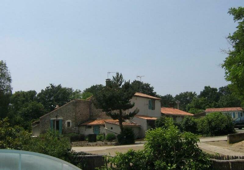 ベッドアンドブレックファースト Le Puy Babin Chambres Familiales à La Ferme