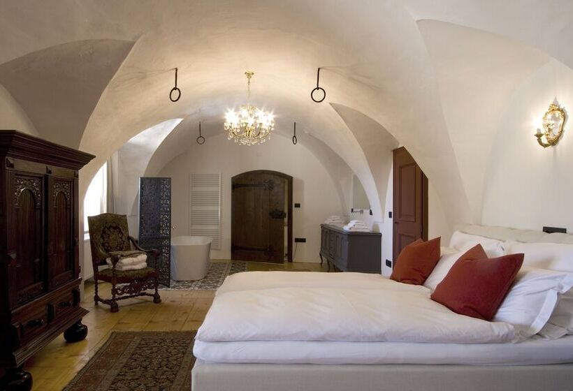 هتل Schloss Freudenstein