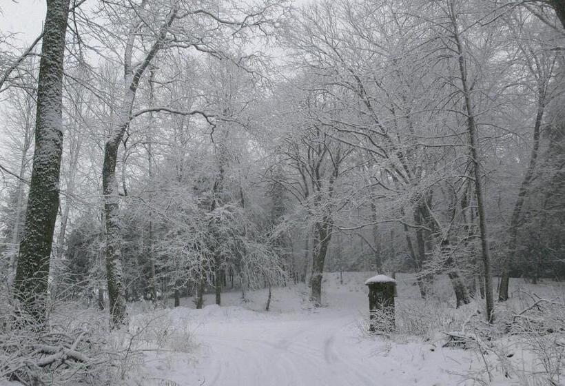 فندق Złota Leśniczówka