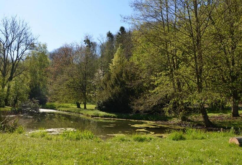 펜션 Le Domaine Des Terres Du Thil